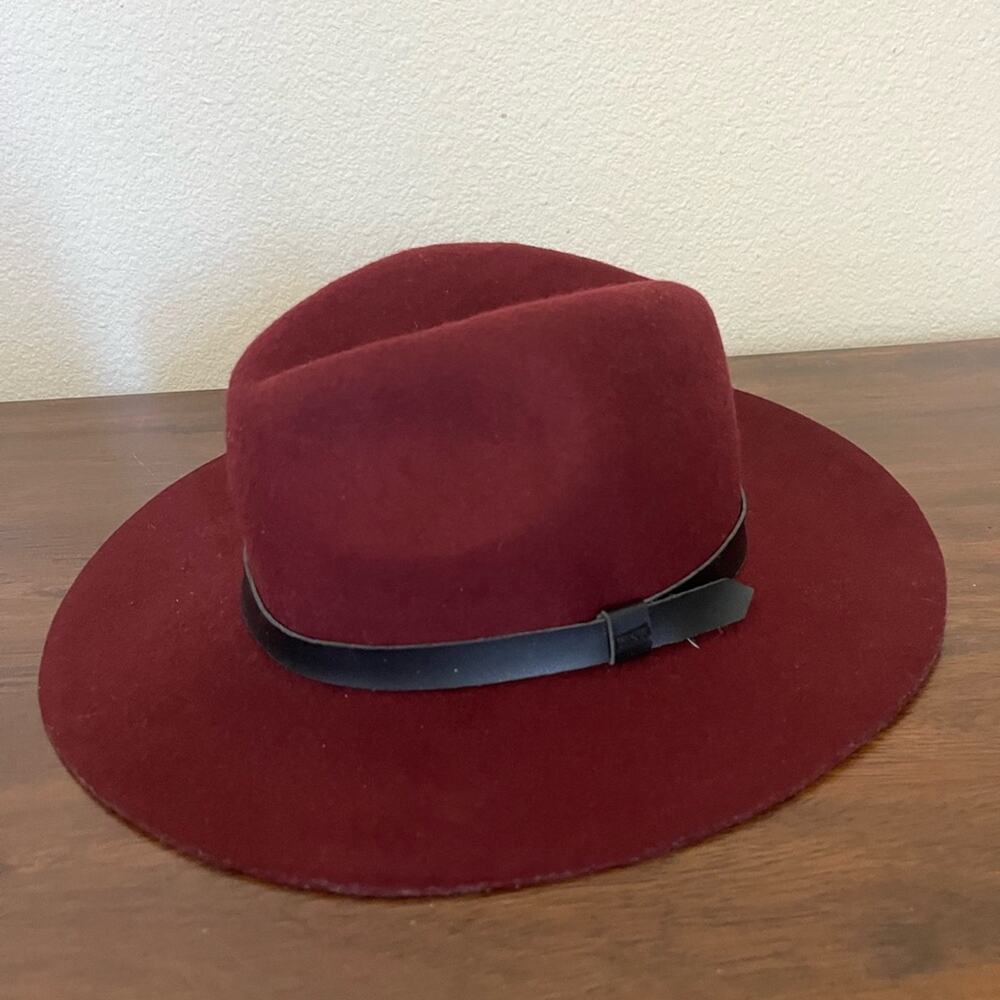 Globe 100% wool burgundy black strap Fedora hat 90s academia